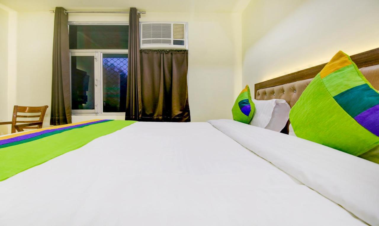 Itsy Hotels Oasis Inn Jalandhar Extérieur photo