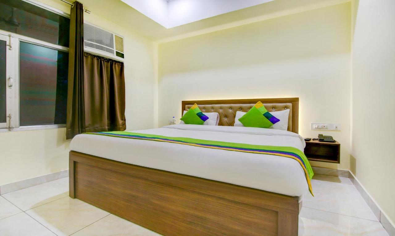 Itsy Hotels Oasis Inn Jalandhar Extérieur photo